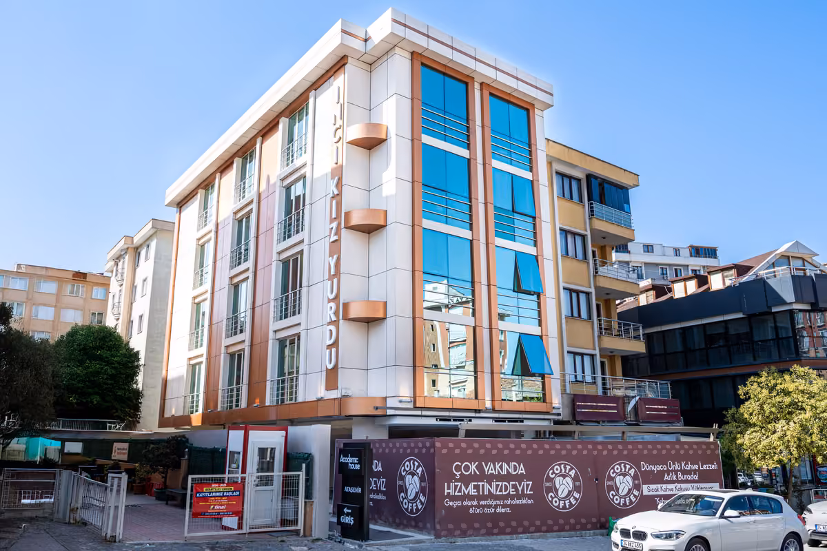 Academic House Ataşehir Kız Öğrenci Yurdu