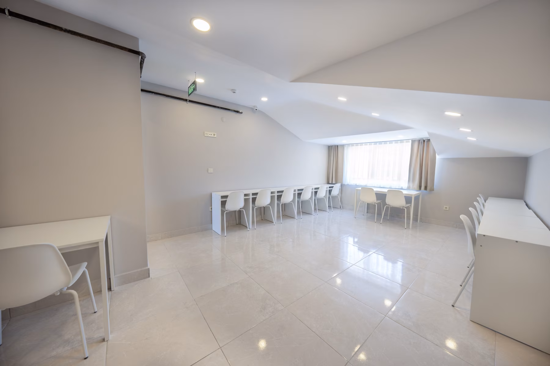Academic House Maltepe Kız Öğrenci Yurdu