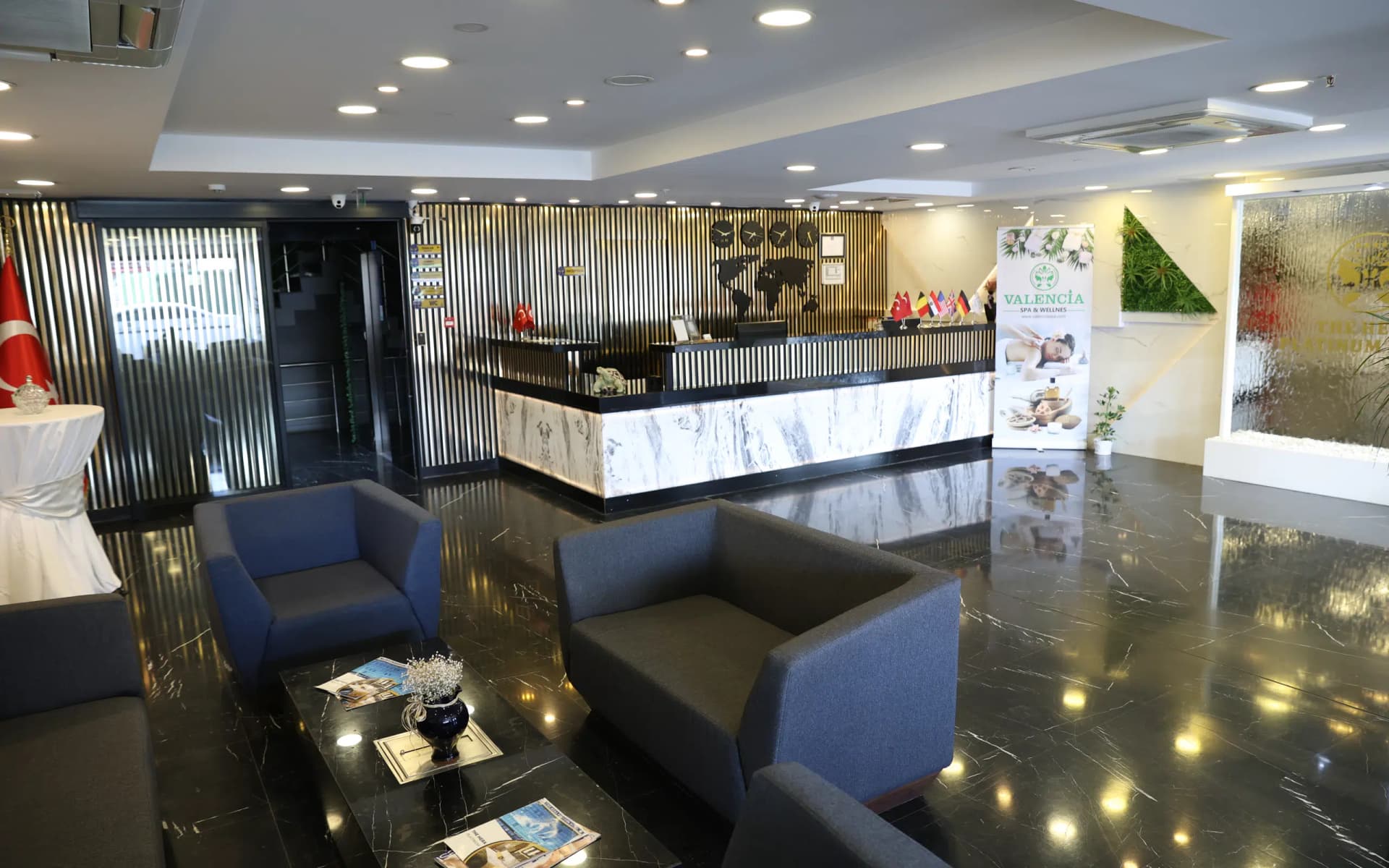 The Hera Platinum Hotel